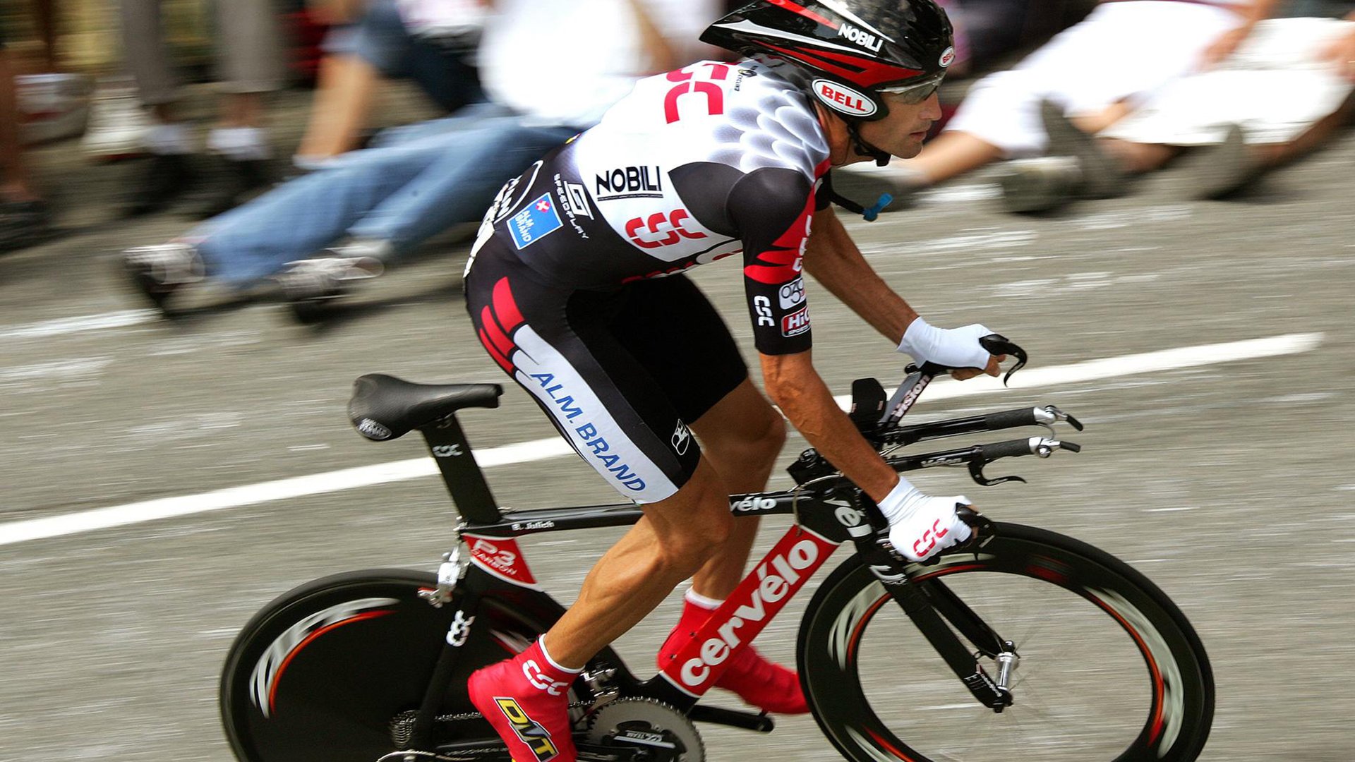 激情四射!全国高校接力赛落幕,青春与速度点燃赛场